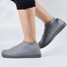 Load image into Gallery viewer, Recyclable Silicone Overshoes Reusable Waterproof Rainproof Men Shoes Covers Rain Boots Non-slip Washable 6 Colors S/M/L